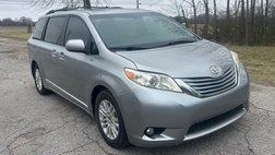 2015 Toyota Sienna XLE 7-Passenger Auto Access Seat