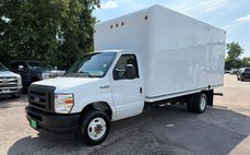 2024 Ford E-Series E-450 SD