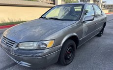 1999 Toyota Camry LE