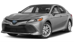 2020 Toyota Camry Hybrid XLE