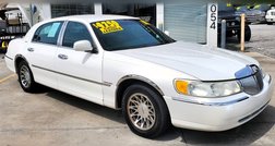 2001 Lincoln Town Car Signature