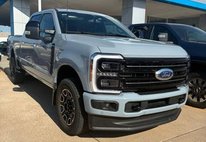 2025 Ford Super Duty F-250 Platinum