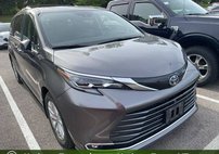 2024 Toyota Sienna Platinum 7-Passenger