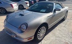 2004 Ford Thunderbird Deluxe