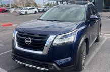 2022 Nissan Pathfinder Platinum