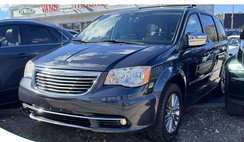 2013 Chrysler Town and Country Touring-L