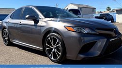 2020 Toyota Camry SE