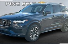 2020 Volvo XC90 T6 Momentum
