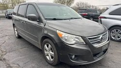 2010 Volkswagen Routan SE