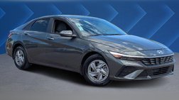 2025 Hyundai Elantra SE
