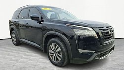 2022 Nissan Pathfinder SL