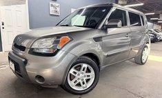 2011 Kia Soul +