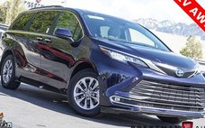 2025 Toyota Sienna XLE 7-Passenger