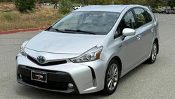 2016 Toyota Prius v Five