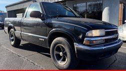 2000 Chevrolet S-10 LS