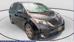 2014 Toyota Sienna SE 8-Passenger