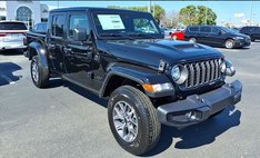 2025 Jeep Gladiator Sport S