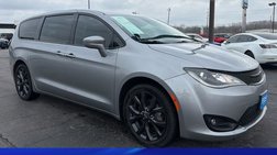 2020 Chrysler Pacifica Touring