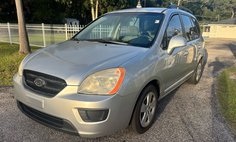 2009 Kia Rondo Base