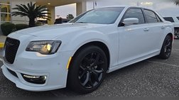 2022 Chrysler 300 Touring L