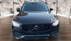 2017 Volvo XC90 T6 Momentum