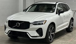 2023 Volvo XC60 B6 Ultimate Dark Theme