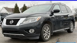 2016 Nissan Pathfinder SV