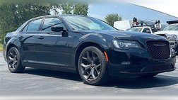 2021 Chrysler 300 Touring