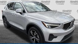 2025 Volvo XC40 B5 Core Bright Theme