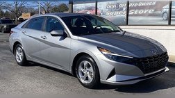 2023 Hyundai Elantra SE