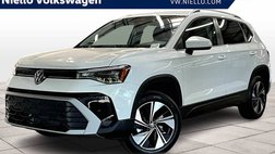 2025 Volkswagen Taos SE 4Motion