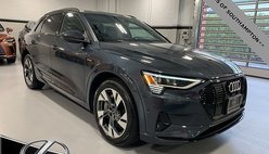 2022 Audi e-tron quattro Premium