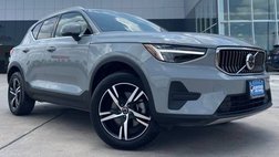 2024 Volvo XC40 Core