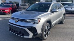 2025 Volkswagen Taos SE 4Motion