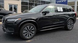 2022 Volvo XC90 T6 Momentum 7-Passenger