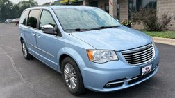 2016 Chrysler Town and Country Touring-L