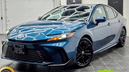2025 Toyota Camry LE HYB