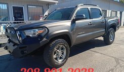 2017 Toyota Tacoma SR5 Double Cab Long Bed V6 6AT 4WD