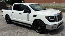 2017 Nissan Titan SV