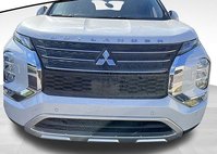 2024 Mitsubishi Outlander PHEV SE