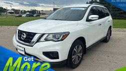2020 Nissan Pathfinder S