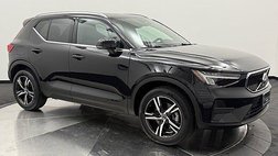 2025 Volvo XC40 B5 Core Bright Theme