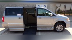 2013 Chrysler Town and Country Touring-L