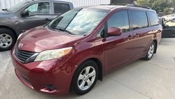 2011 Toyota Sienna LE