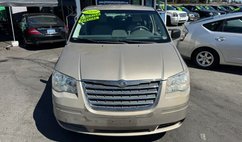 2009 Chrysler Town and Country LX