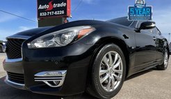 2017 Infiniti Q70 3.7