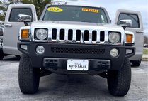 2006 HUMMER H3 Base