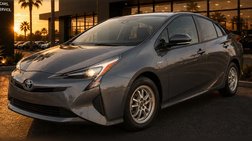 2016 Toyota Prius Three