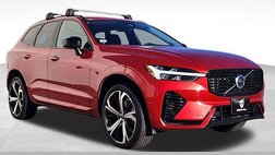 2023 Volvo XC60 Recharge T8 Ultimate Dark Theme