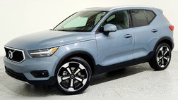 2021 Volvo XC40 T5 Momentum